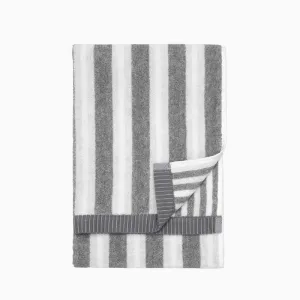 Kaksi Raitaa Hand Towel 50x70cm in white, grey
