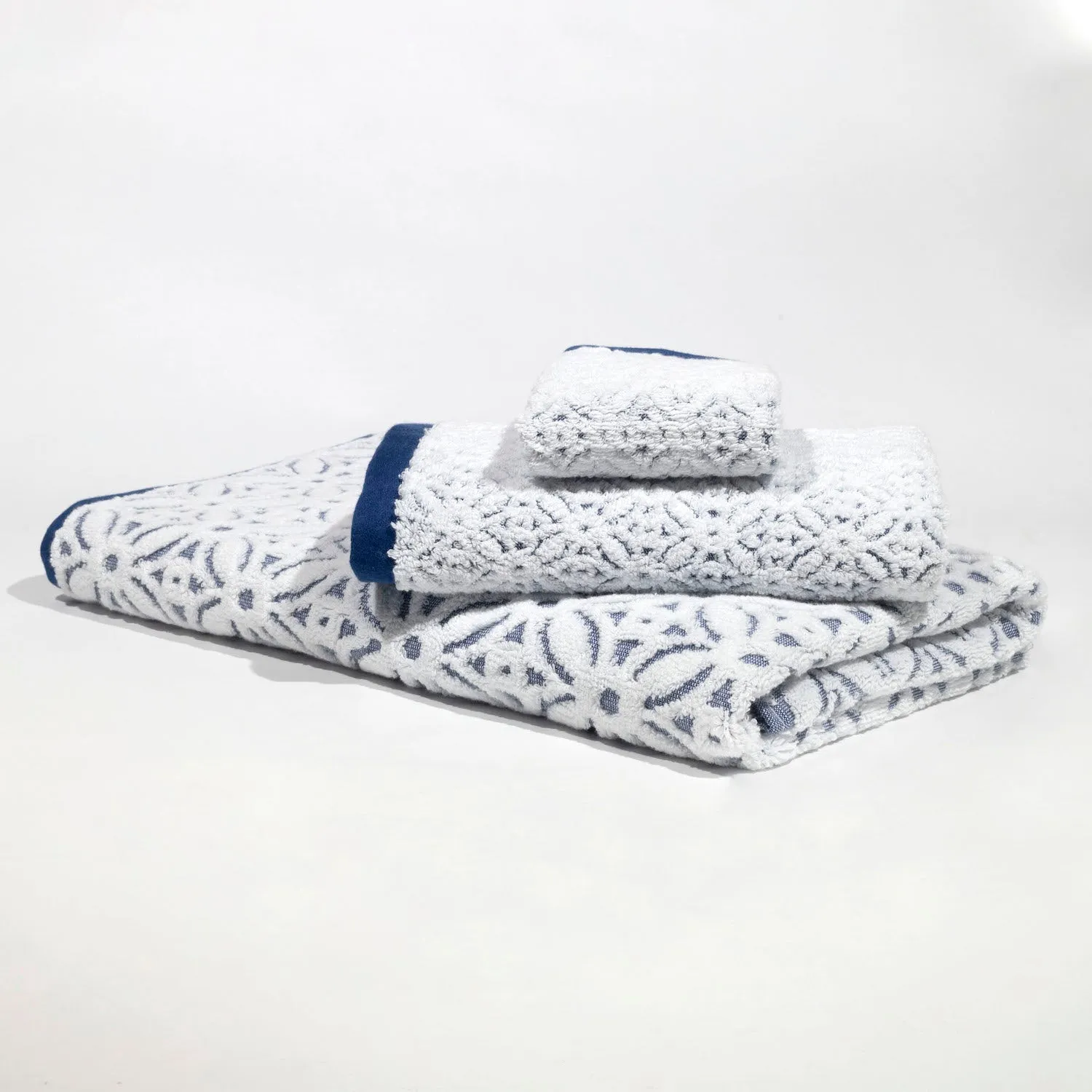 NOW 50% OFF: Prague™ 100% Organic 3 Piece Bath Towel Set